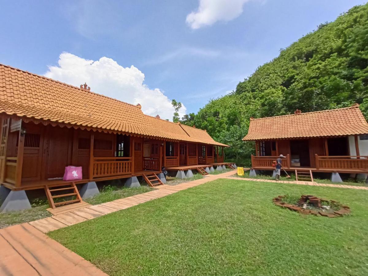 Seger Nusantara Kalisat Exterior foto